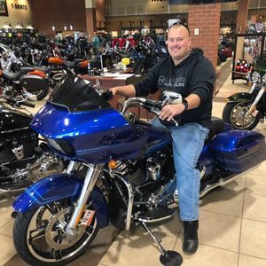 Meet your Posher, Ray